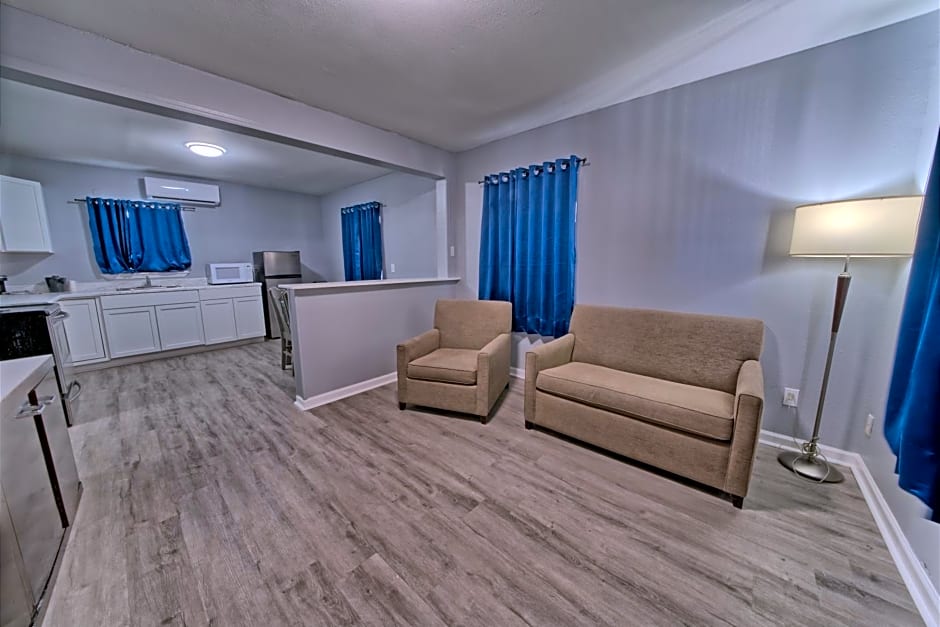 Aqua View Motel