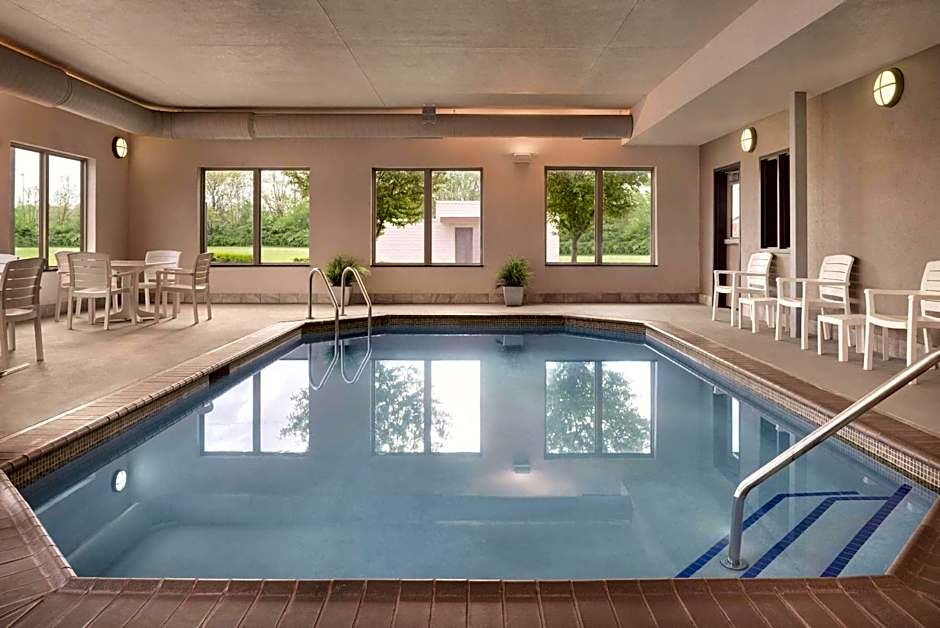 Country Inn & Suites by Radisson, Springfield Southeast