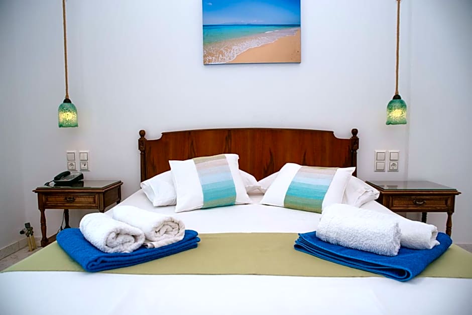 Adonis Hotel Naxos