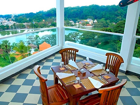 Kandy Supreme Hotel