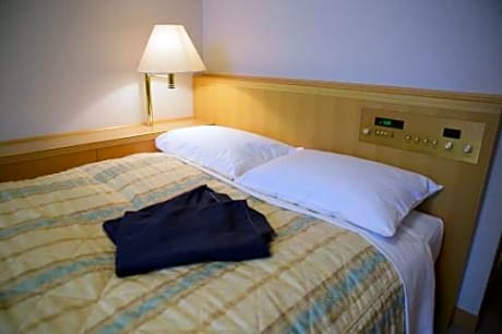 Double Room with Small Double Bed - Non-Smoking