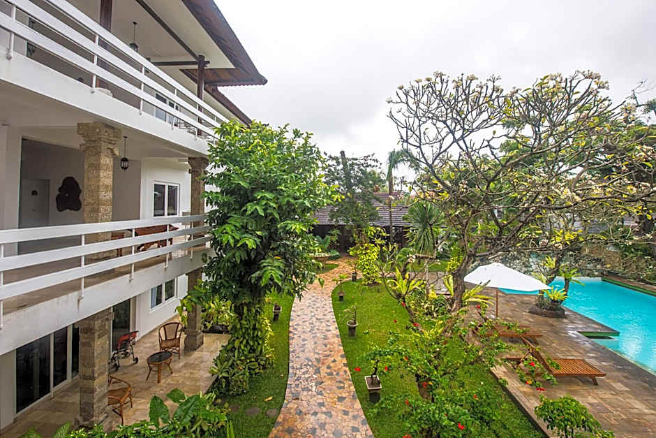 Sari Bunga Hotel - Legian, walking distance to Legian Beach