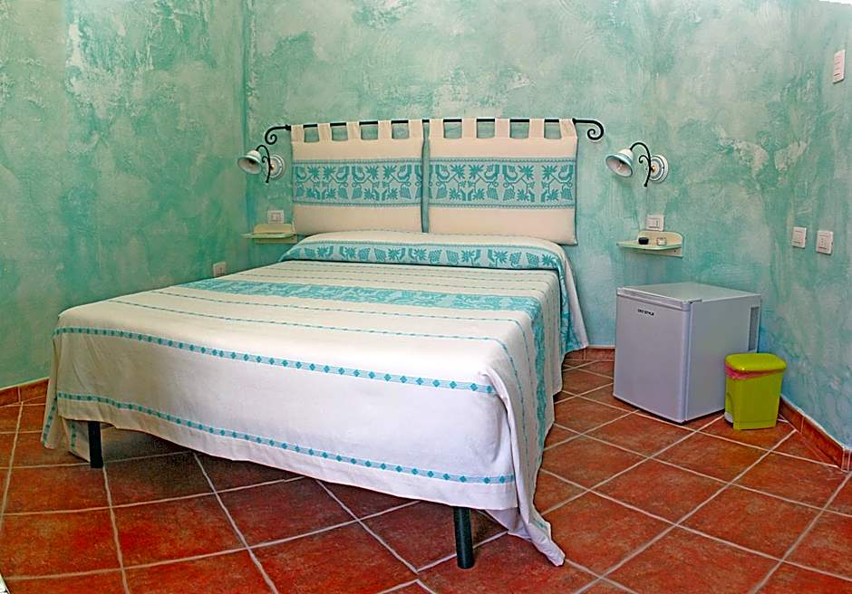 I Mari Di Gallura Suites and Rooms