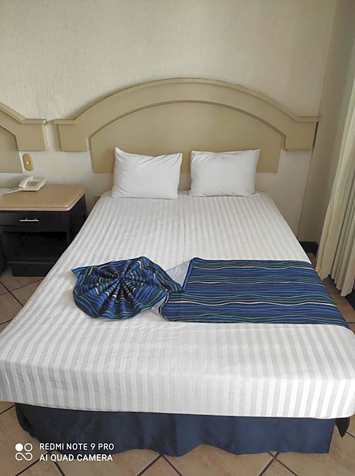 Hotel Playa Marina
