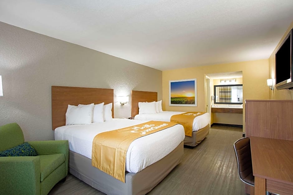 Days Inn by Wyndham Apopka/Orlando