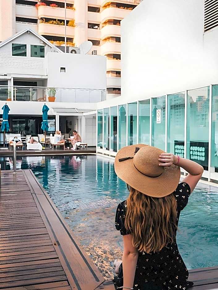 Night Hotel Bangkok - Sukhumvit 15