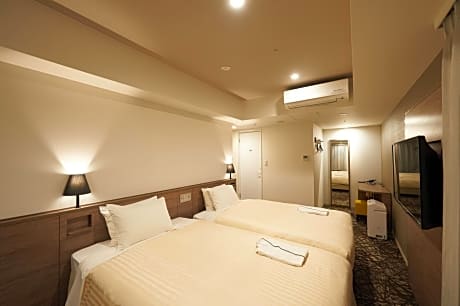 Premium Triple Room - Smoking