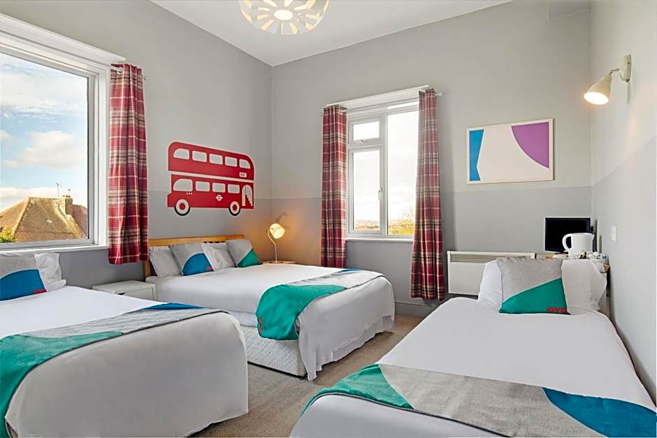 OYO The Green Man Pub and Hotel