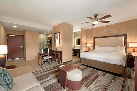 1 King Hearing Accessible Studio Suite Nosmok