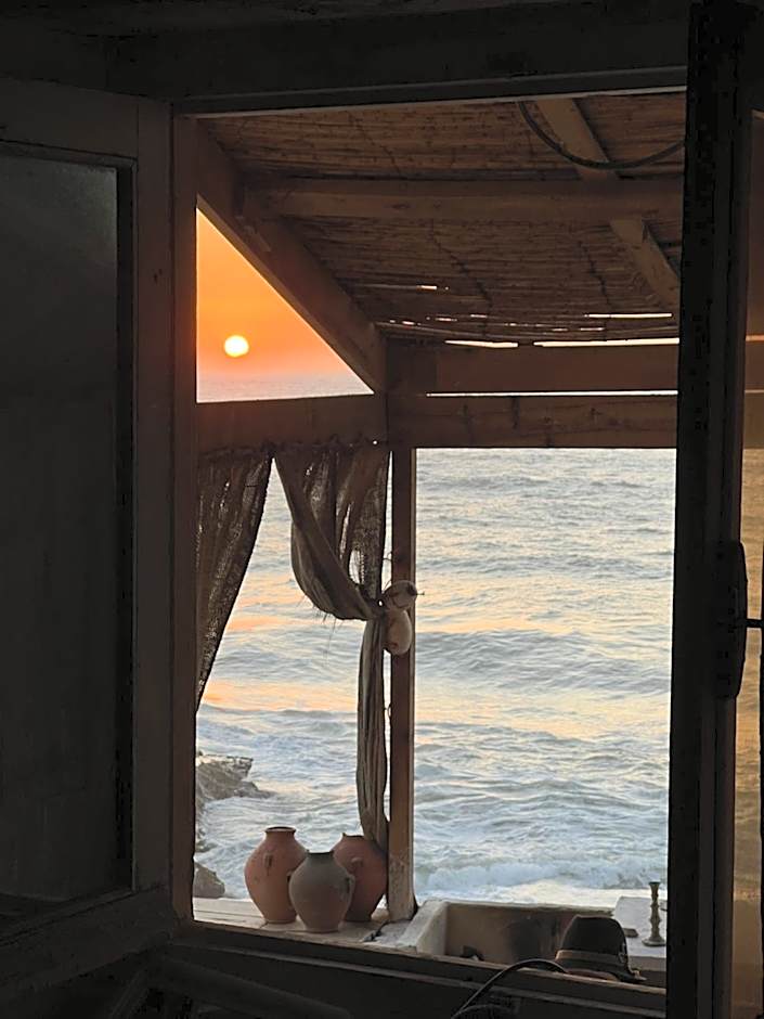 AJARIF ⴰⵊⴰⵔⵉⴼ - Fisherman cabin