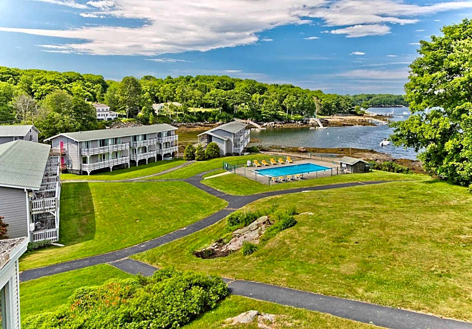 Smuggler's Cove Inn