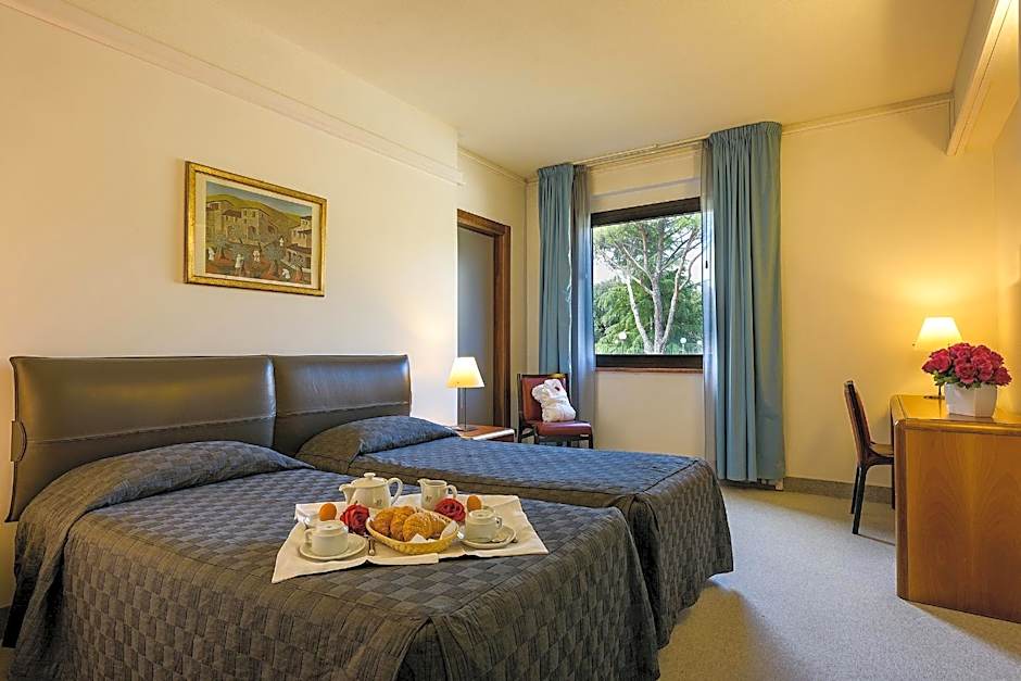 Albornoz Palace Hotel