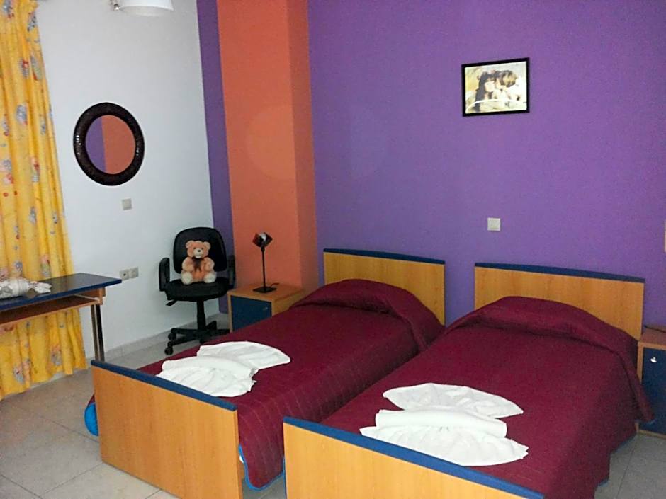 Mythos- Platanias- Hotel -Apts