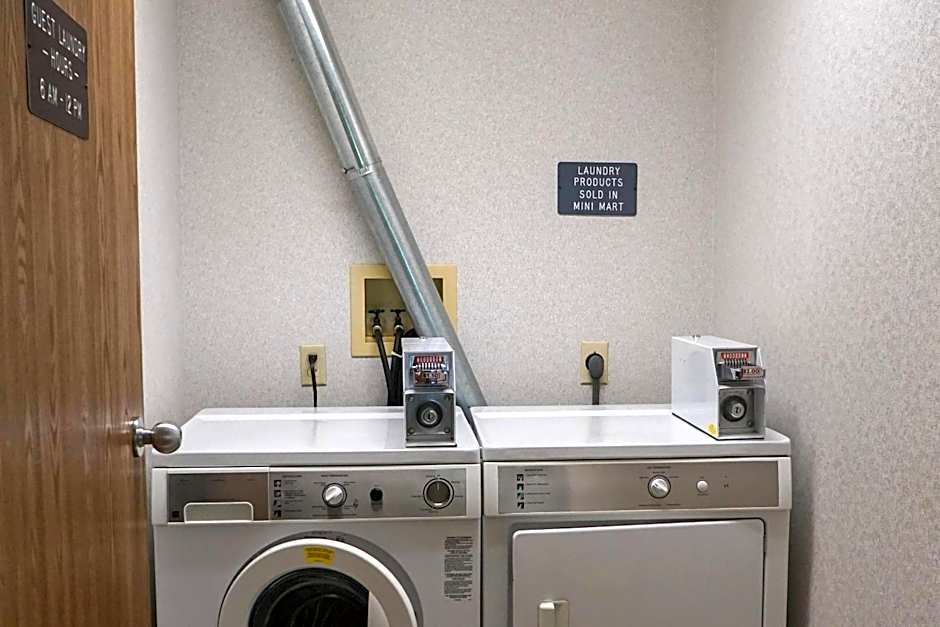 Quality Inn & Suites Watertown near Prairie Lakes Ice Arena