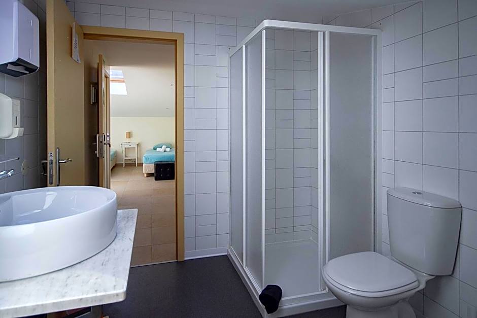 Peniche Surfcamp Hostel