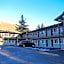 Budget INN At The Heavenly Gondola