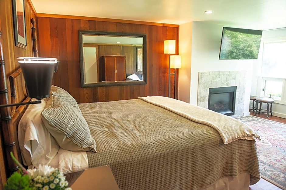 Inn at Buckhorn Cove