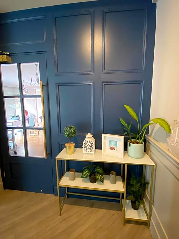 The Town House Hotel