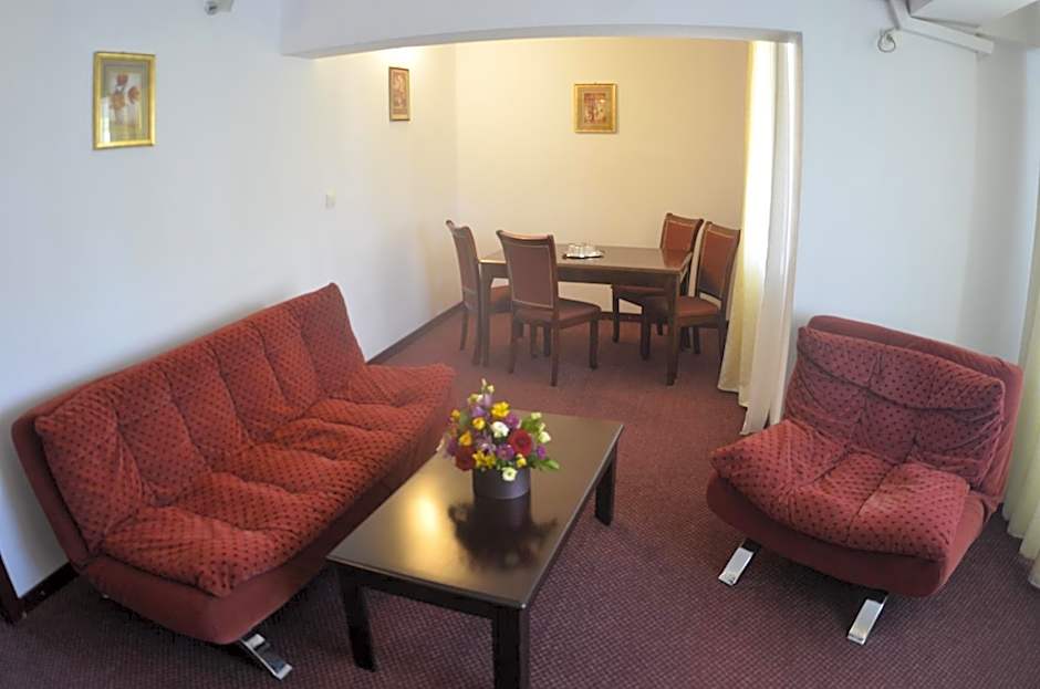 Hotel Europolis