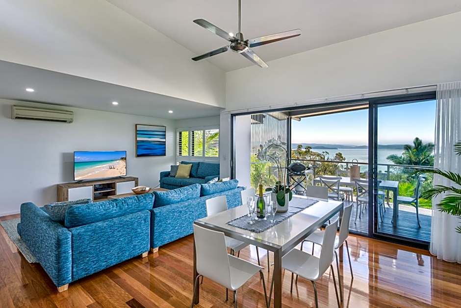 Pinnacle Apartments on Hamilton Island by HIHA