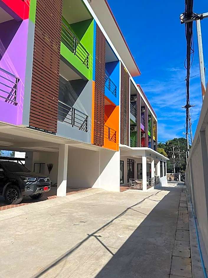 J & Ariya Hotel Near Samui Airport and Koh Phangan Pier