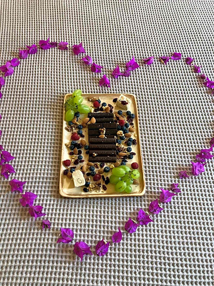 Ethos Vegan Suites Fira, Santorini