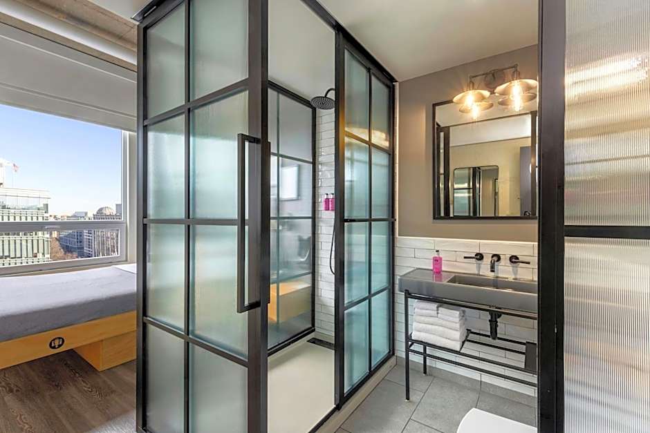 Moxy Washington, DC Downtown
