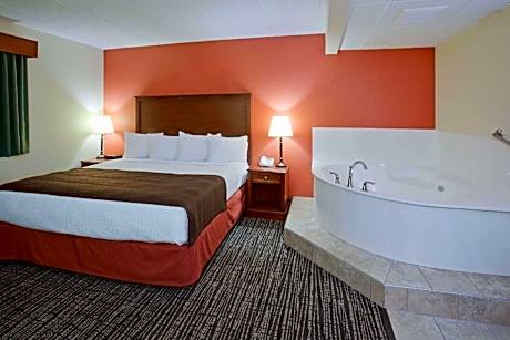 1 King Bed Suite Non-Smoking