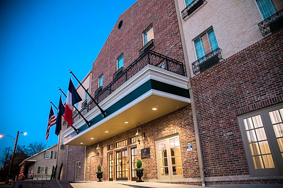 Chateau Saint Denis Hotel, a Trademark Collection by Wyndham