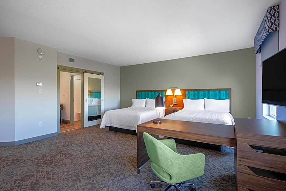 Hampton Inn By Hilton & Suites Edmonton St. Albert, AB