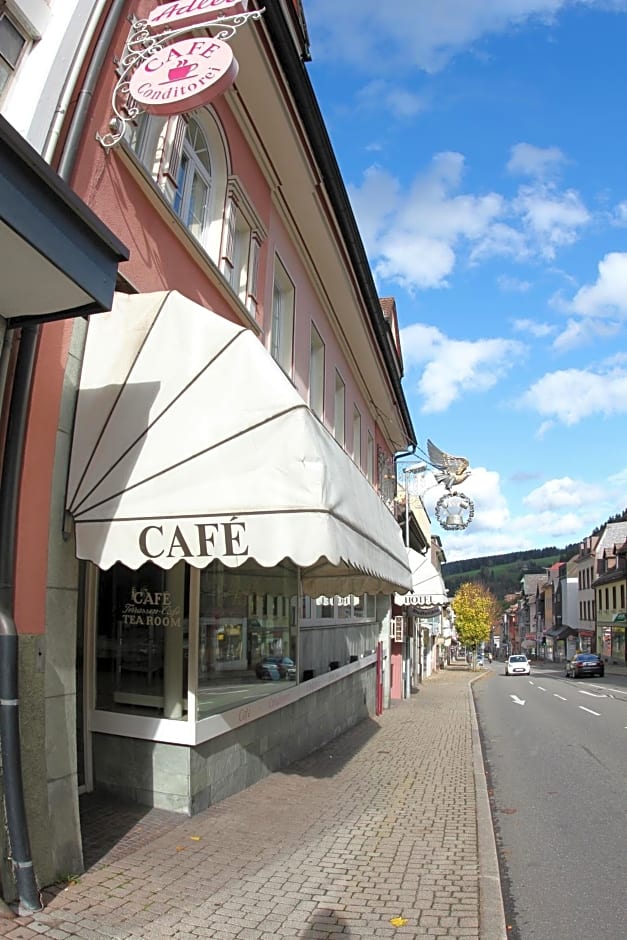 Hotel Café Adler 24h self check in