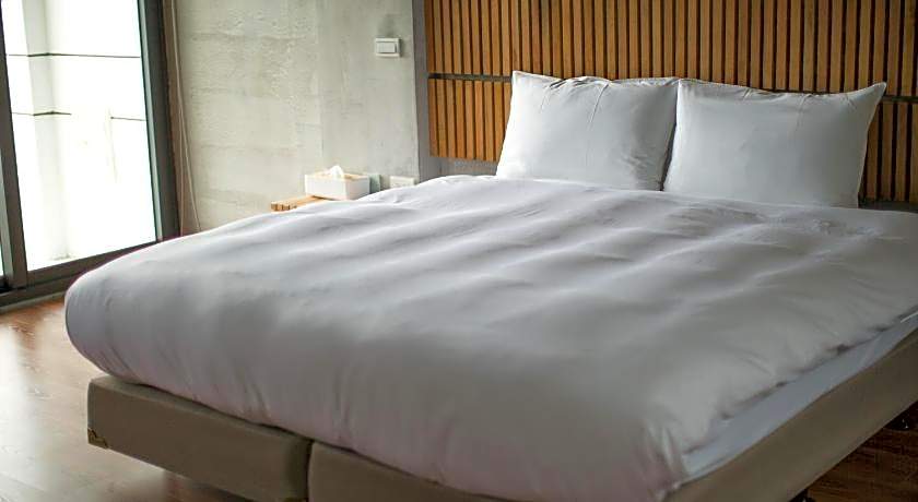 Sunshine Hot Spring B&B