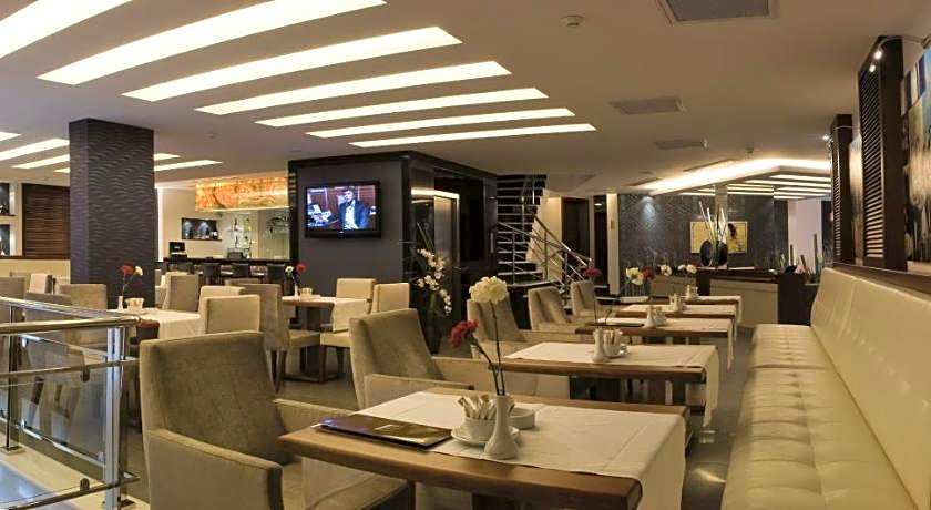 Blanca Hotel