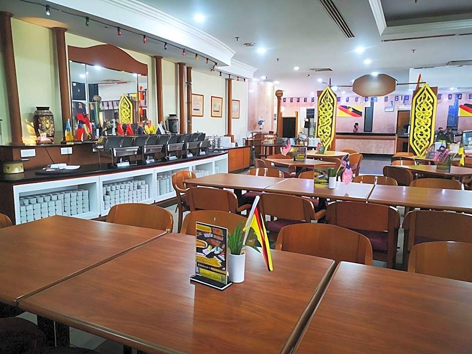 Grand Continental Kuching Hotel