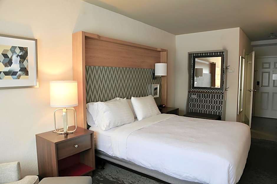 Holiday Inn Salem By IHG