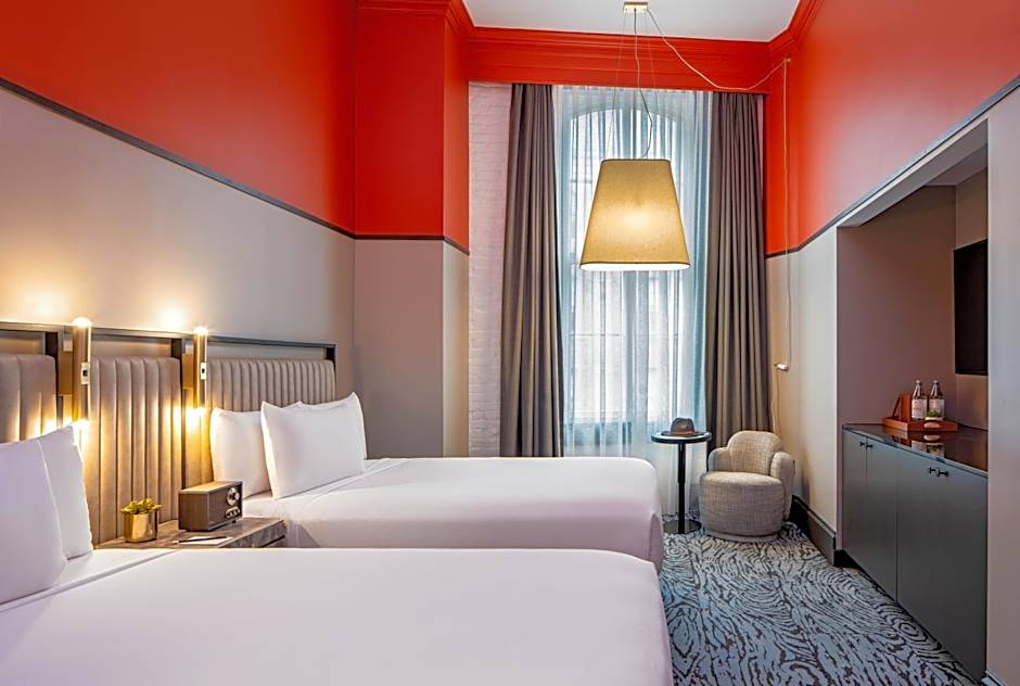 The Pelham Hotel