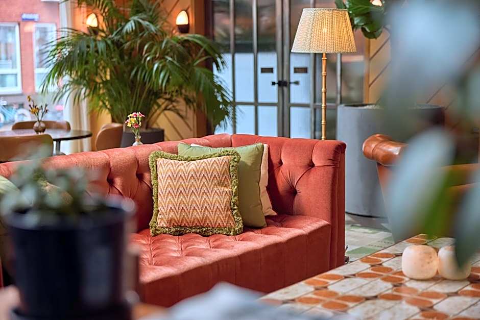 The July - Boat & Co