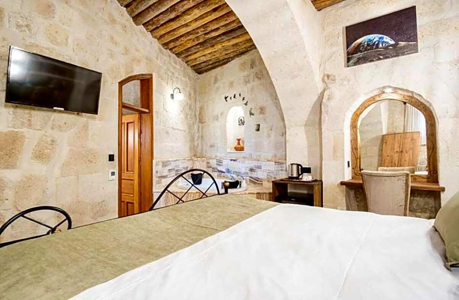 Uzay Cave Suite Hotel