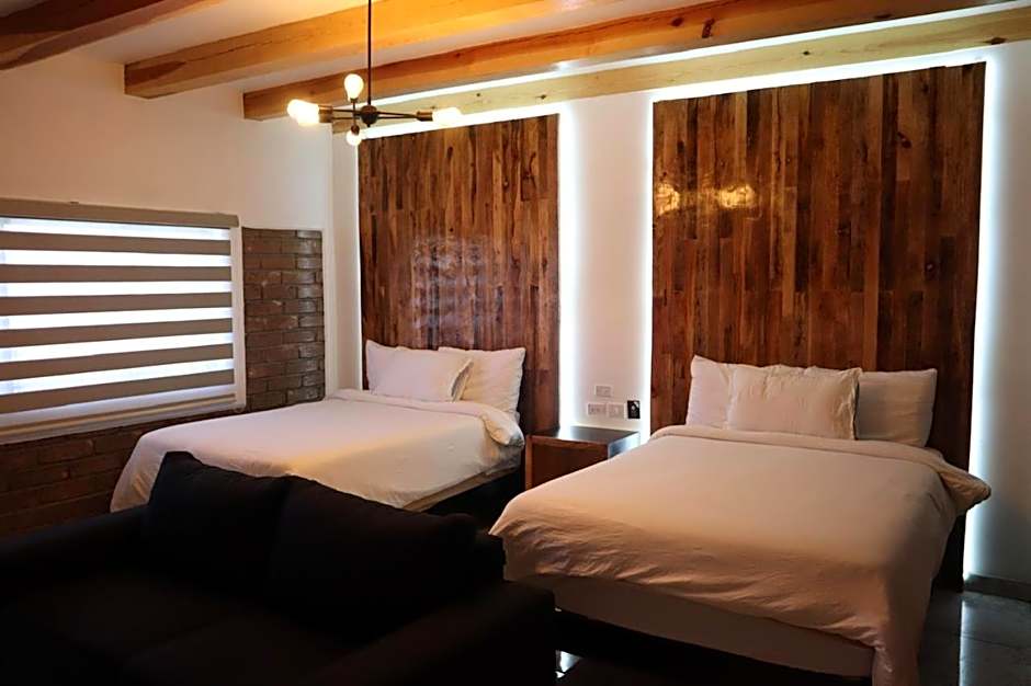 TARAMURI HOTEL & TOURS