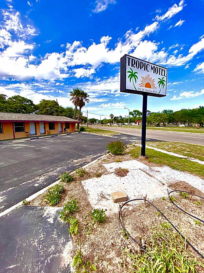 Tropic Motel