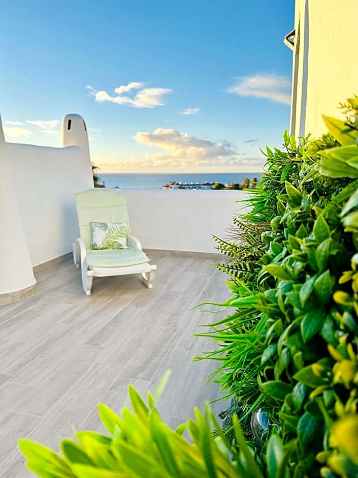 Fantastic sea and golf course view house with 3 bedrooms