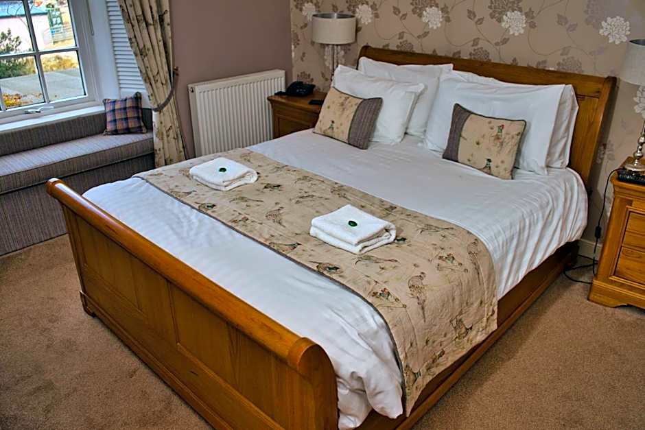 Glen Clova Hotel & Luxury Lodges