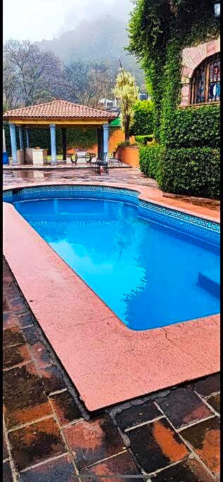 Residencia estilo Californiana Jardín de los Soles