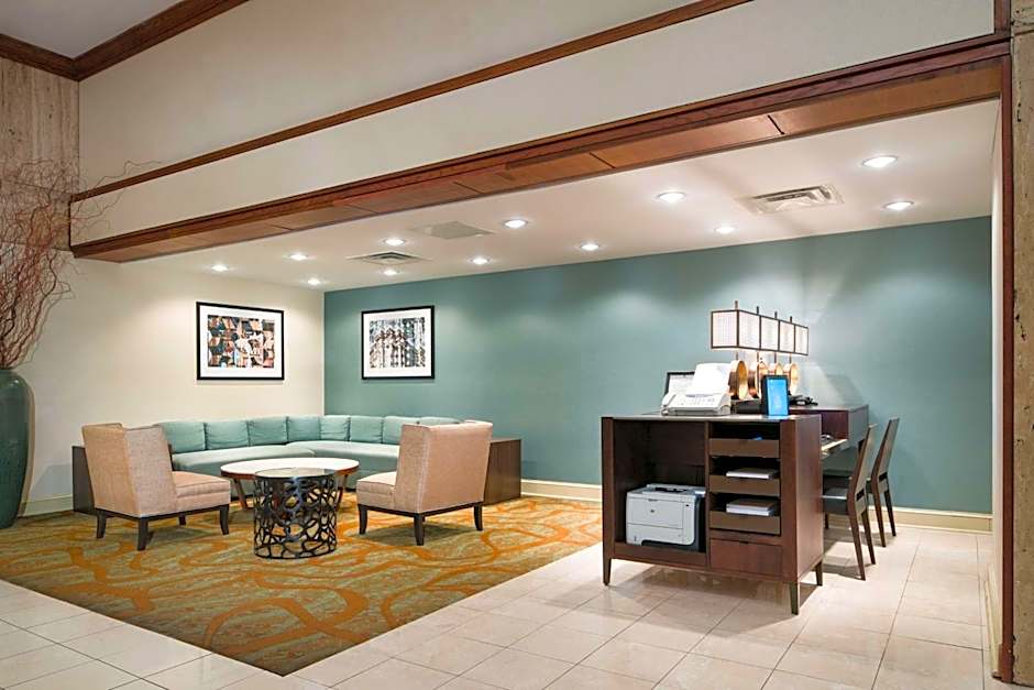 DoubleTree By Hilton Philadelphia Airport