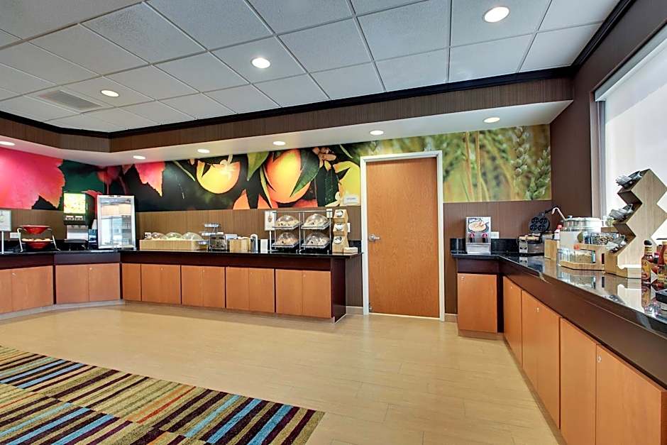 Fairfield Inn & Suites by Marriott Ottawa Starved Rock Area
