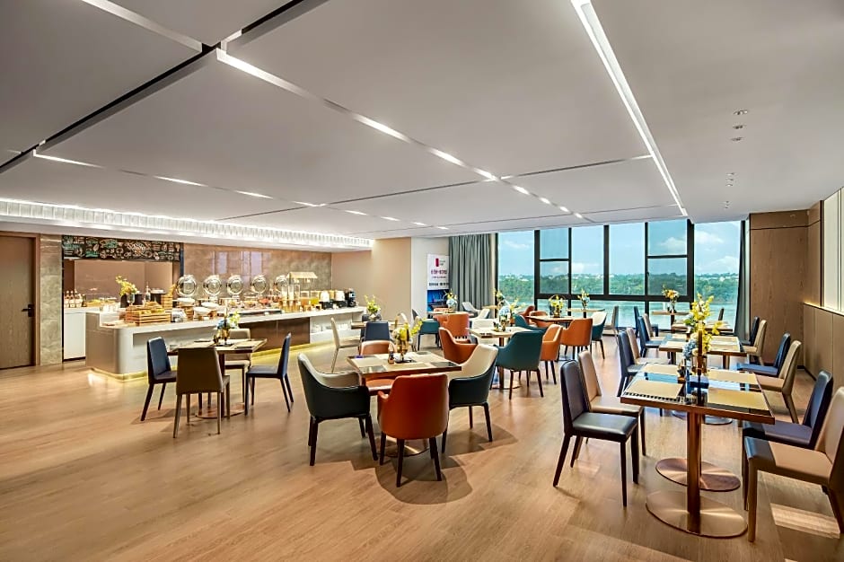 Echarm Hotel Guigang Pingnan Jiangbin Mingmen River View