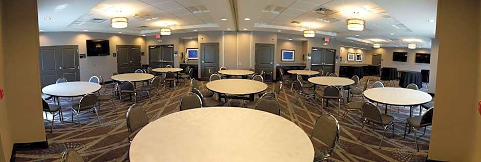 Hampton Inn By Hilton Oxford Conference Center