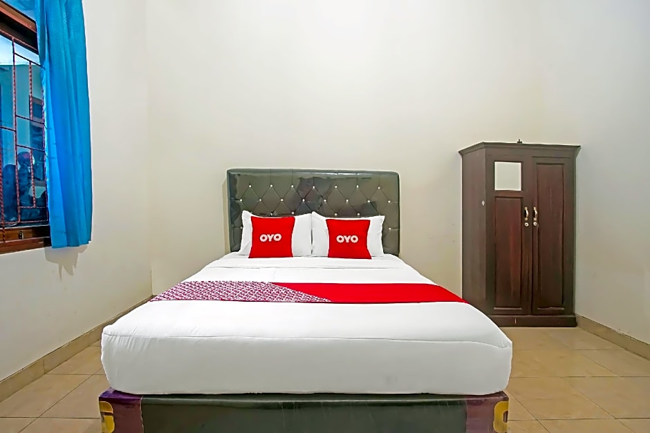 OYO 1804 Guest House Oema'h Opa