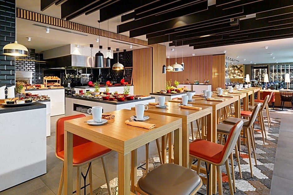 Sheraton Grand Tbilisi Metechi Palace