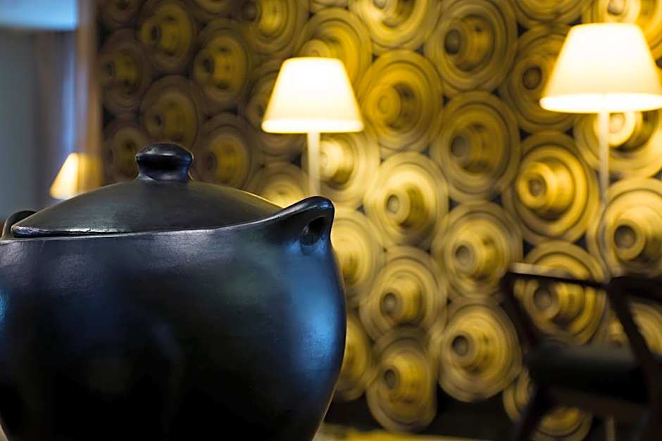 Movich Casa Del Alferez